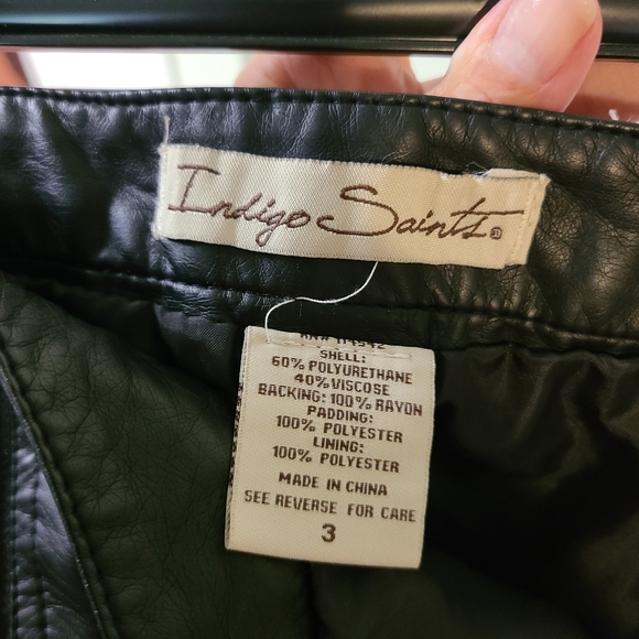 MINI skirt! - Picture 3 of 5